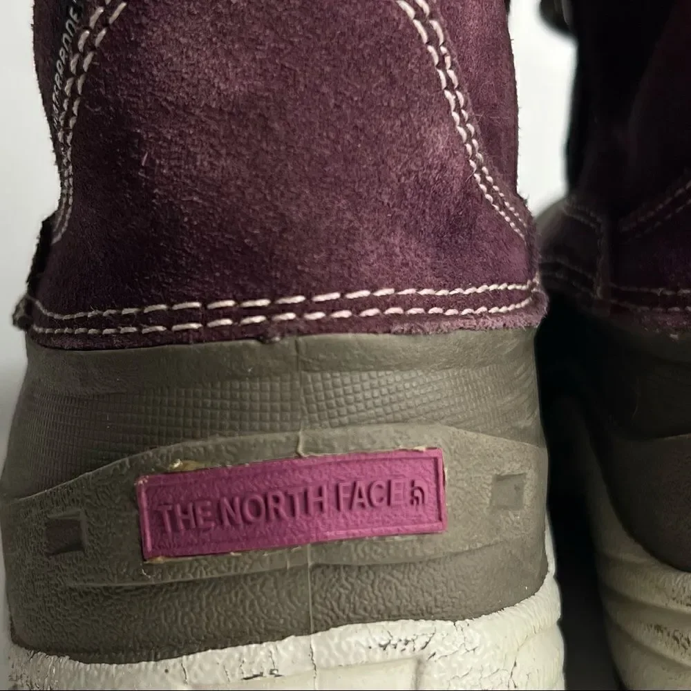 The North Face McMurdo Winter Boots in gray and purple Size 6